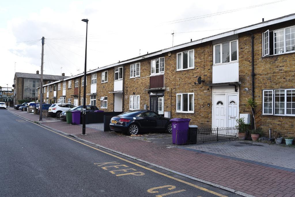 1 Bedroom House Share to Rent in London, E14 7TH