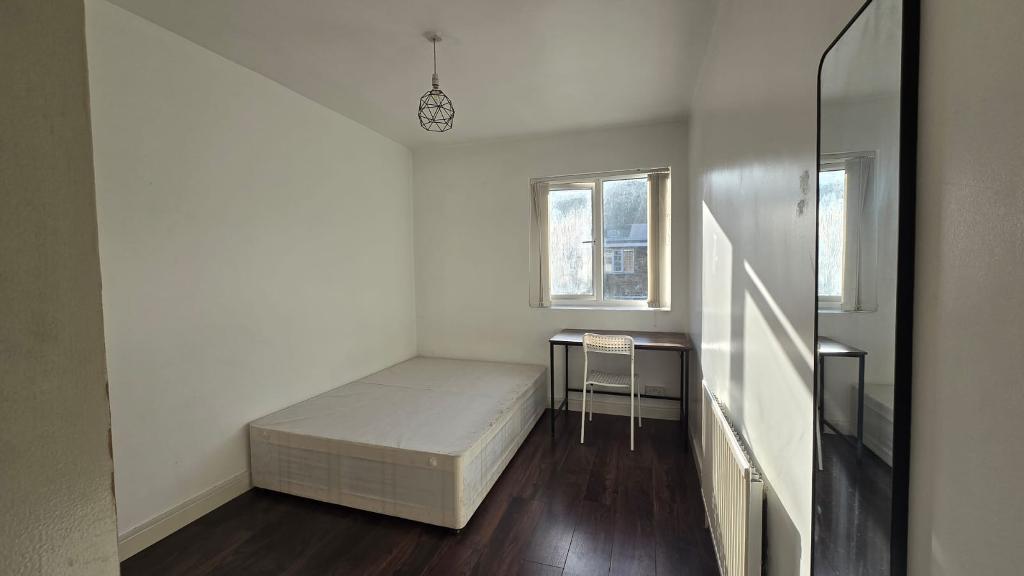 1 Bedroom House Share to Rent in London, E14 7TH
