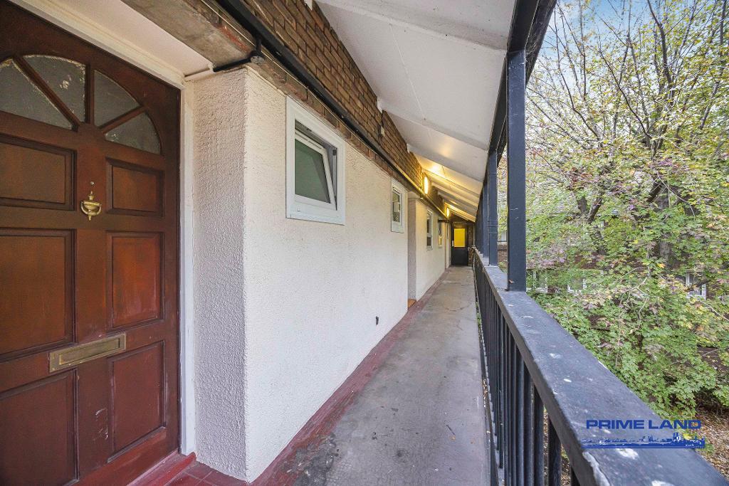 1 Bedroom Flat for Sale in London, E3 4EU