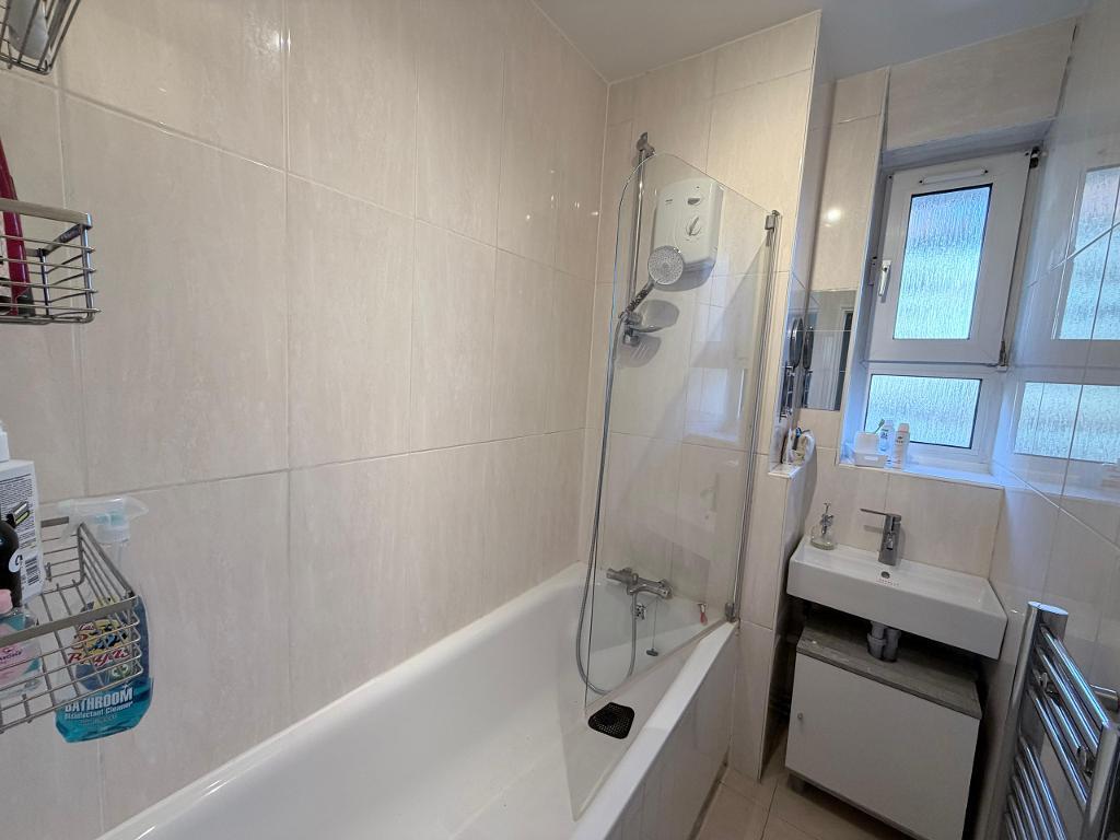 4 Bedroom Flat to Rent in London, E1 1PD