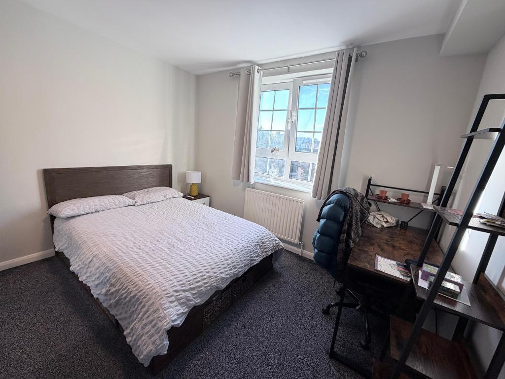 4 Bedroom Flat to Rent in London, E1 1PD
