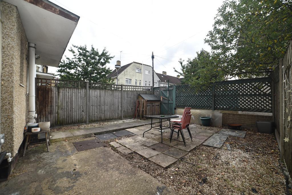 1 Bedroom Terraced to Rent in London, E14 7SH