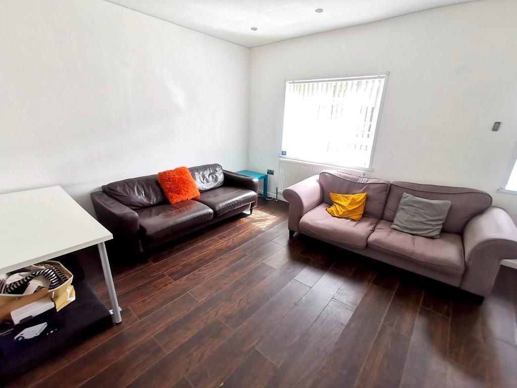 1 Bedroom Terraced to Rent in London, E14 7SH