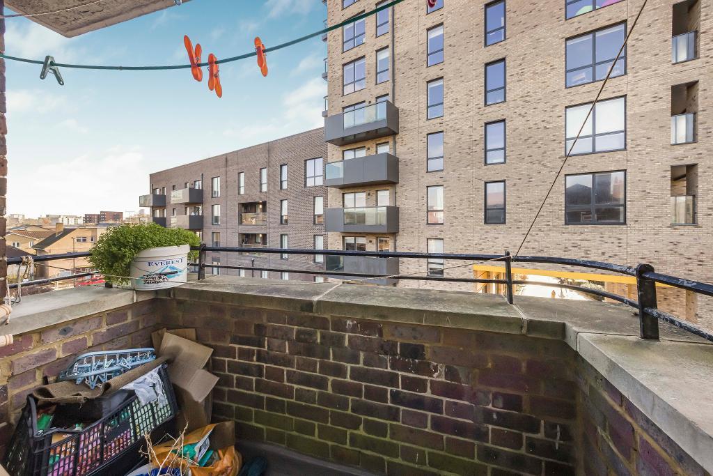 1 Bedroom Flat for Sale in London, E1 4QQ