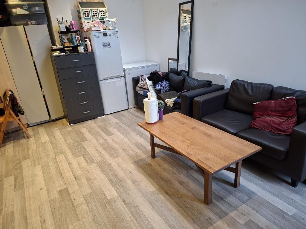 1 Bedroom Flat to Rent in London, E15 4DL