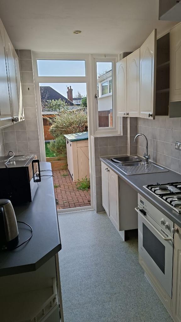 4 Bedroom Detached to Rent in Chadwell Heath, RM6 5BH