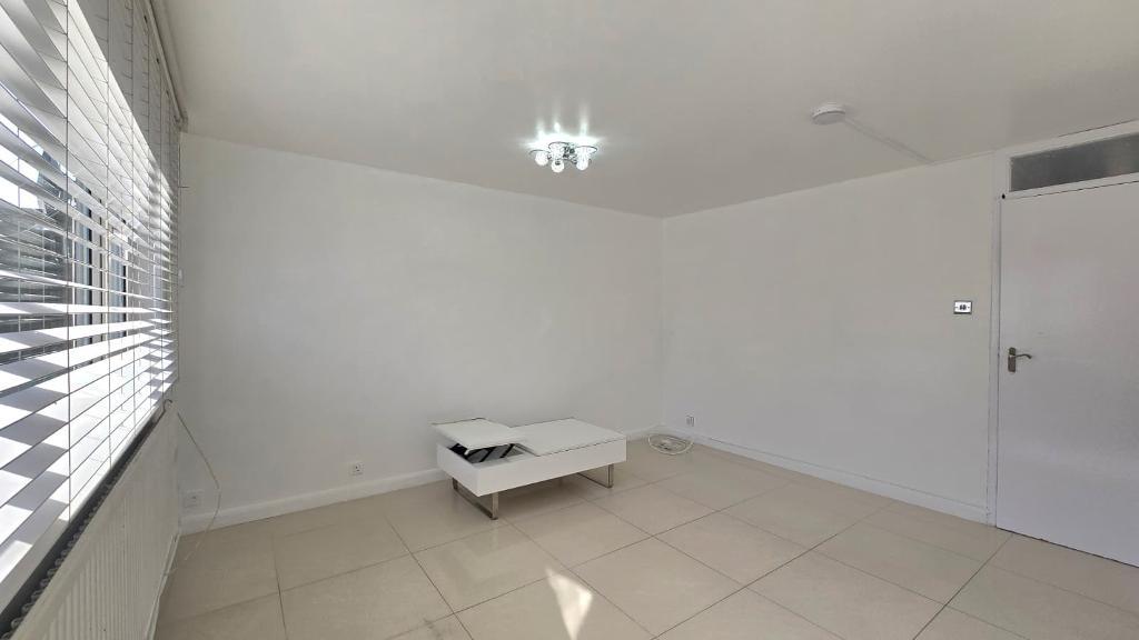 3 Bedroom Maisonette to Rent in London, E15 4HW