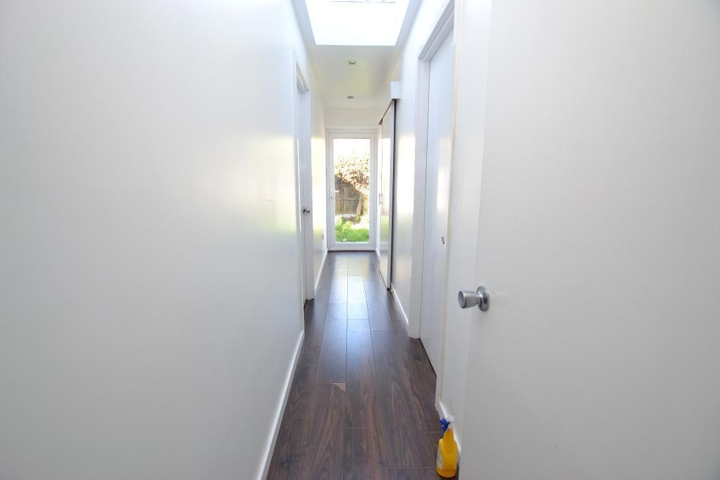 3 Bedroom Maisonette to Rent in London, E15 4HW