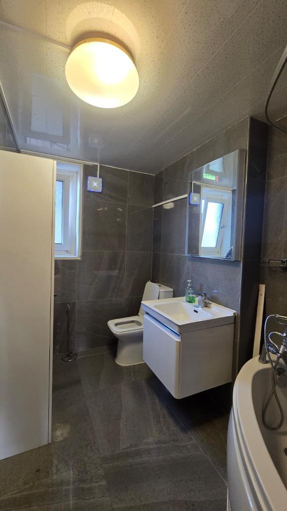 3 Bedroom Maisonette to Rent in London, E15 4HW