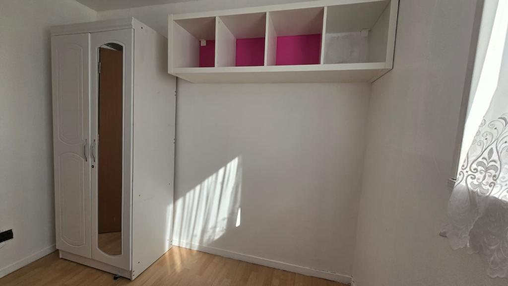 3 Bedroom Maisonette to Rent in London, E15 4HW