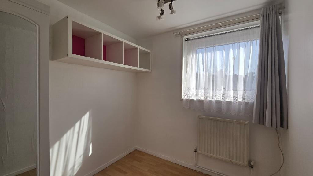 3 Bedroom Maisonette to Rent in London, E15 4HW