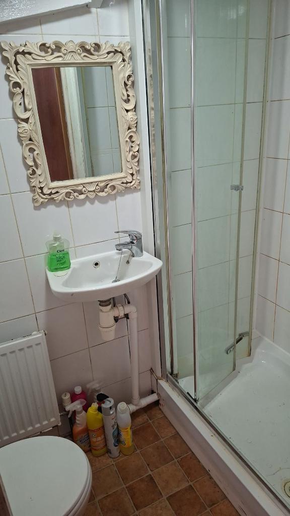 4 Bedroom End Terraced to Rent in London, E6 5RN