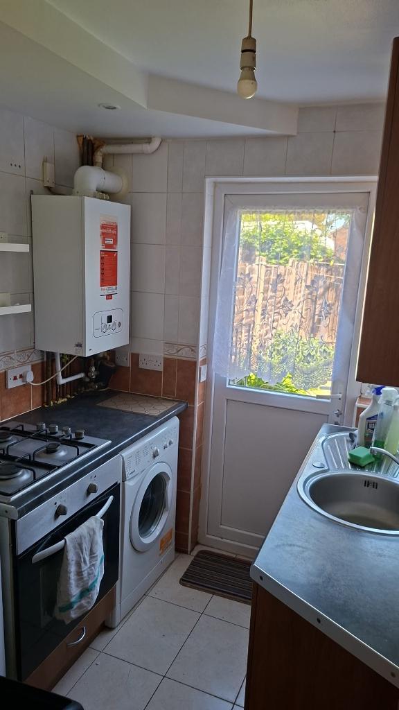 4 Bedroom End Terraced to Rent in London, E6 5RN