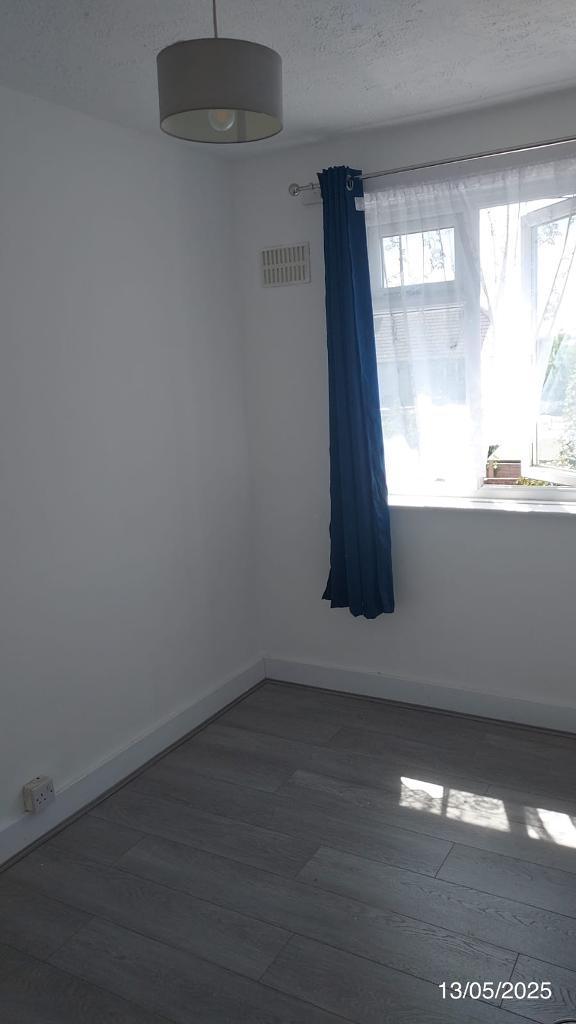 2 Bedroom Semi-Detached to Rent in London, RM8 3PJ