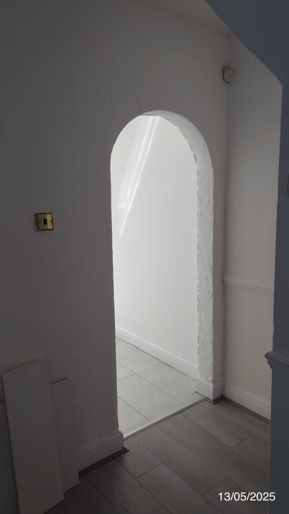 2 Bedroom Semi-Detached to Rent in London, RM8 3PJ