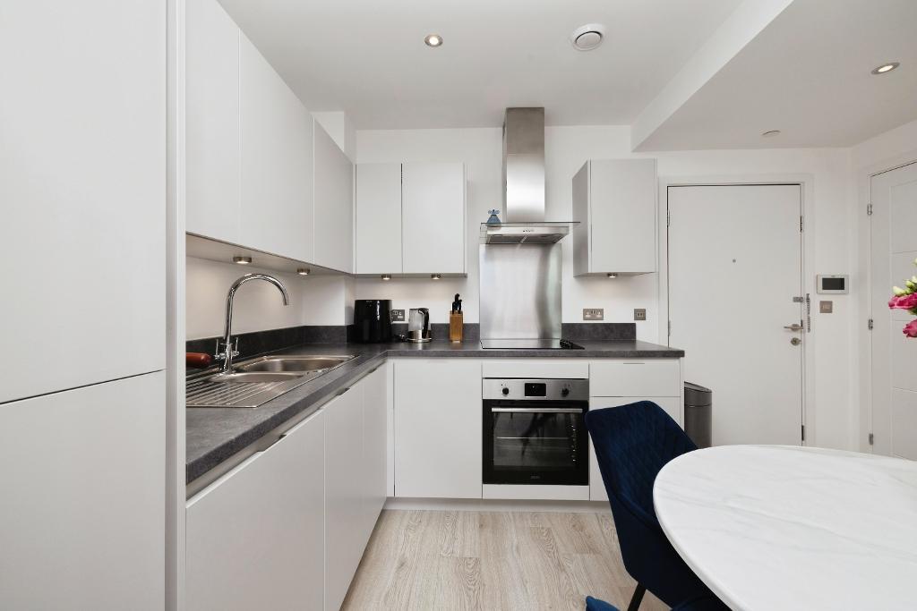 2 Bedroom Flat to Rent in London, E1 2GA