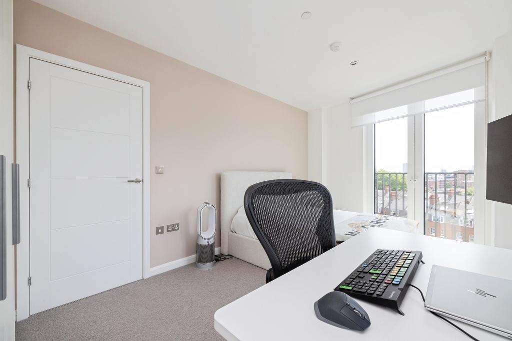 2 Bedroom Flat to Rent in London, E1 2GA