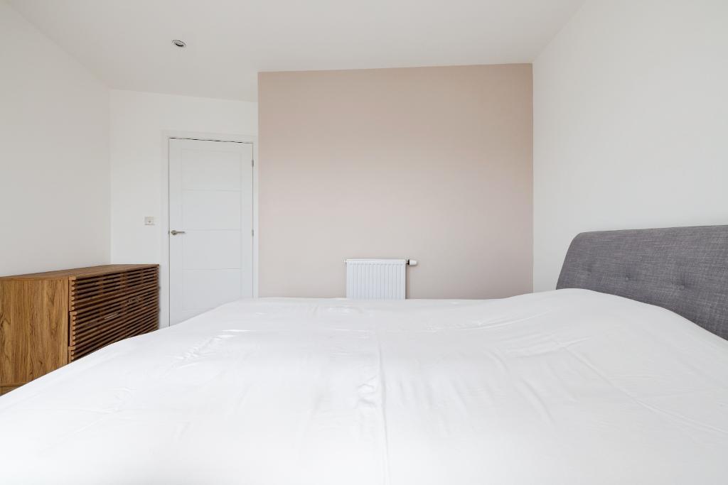 2 Bedroom Flat to Rent in London, E1 2GA