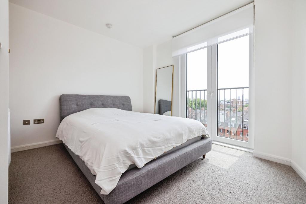 2 Bedroom Flat to Rent in London, E1 2GA