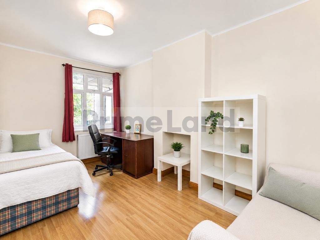 2 Bedroom Flat for Sale in London, E1 5LW