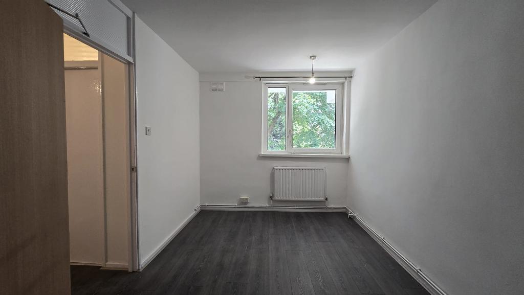 4 Bedroom Maisonette to Rent in London, E1W 3ER